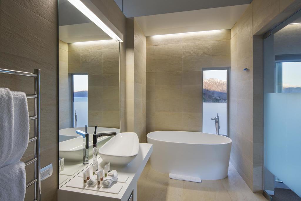 Villa De Luxe, A Relax It'S Done Luxury Holiday Home Queenstown Exteriör bild