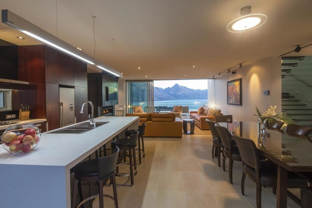 Villa De Luxe, A Relax It'S Done Luxury Holiday Home Queenstown Exteriör bild